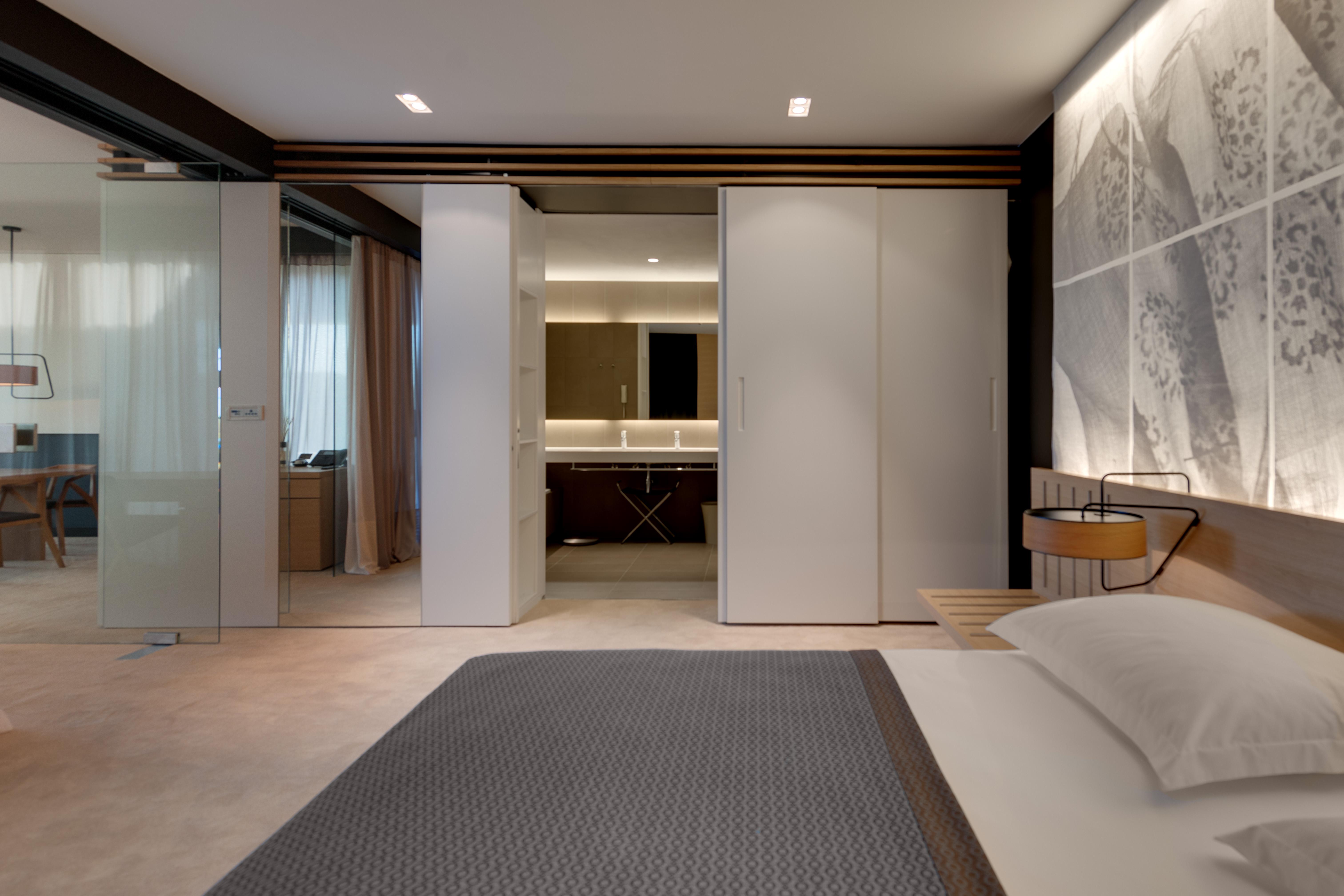 ホテル ローン ロヴィニ エクステリア 写真 A room at the hotel